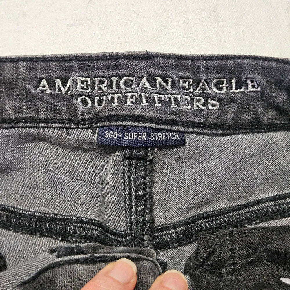 American Eagle Hi-Rise Shortie Denim Shorts Womens 8 Black 360 Super Stretch